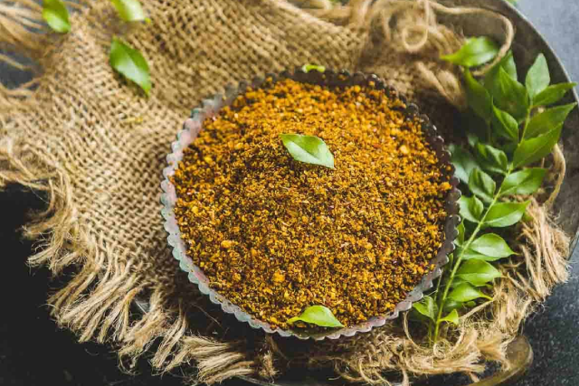 Karivepaku Podi